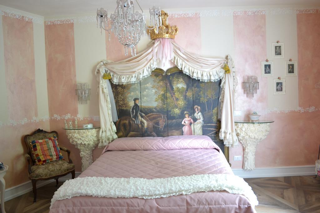 La Maison Delle Favole Десенцано дел Гарда Стая снимка