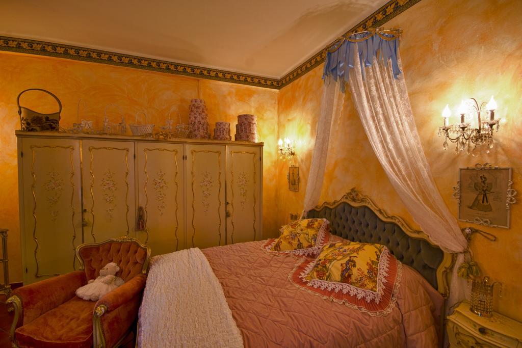 La Maison Delle Favole Десенцано дел Гарда Екстериор снимка